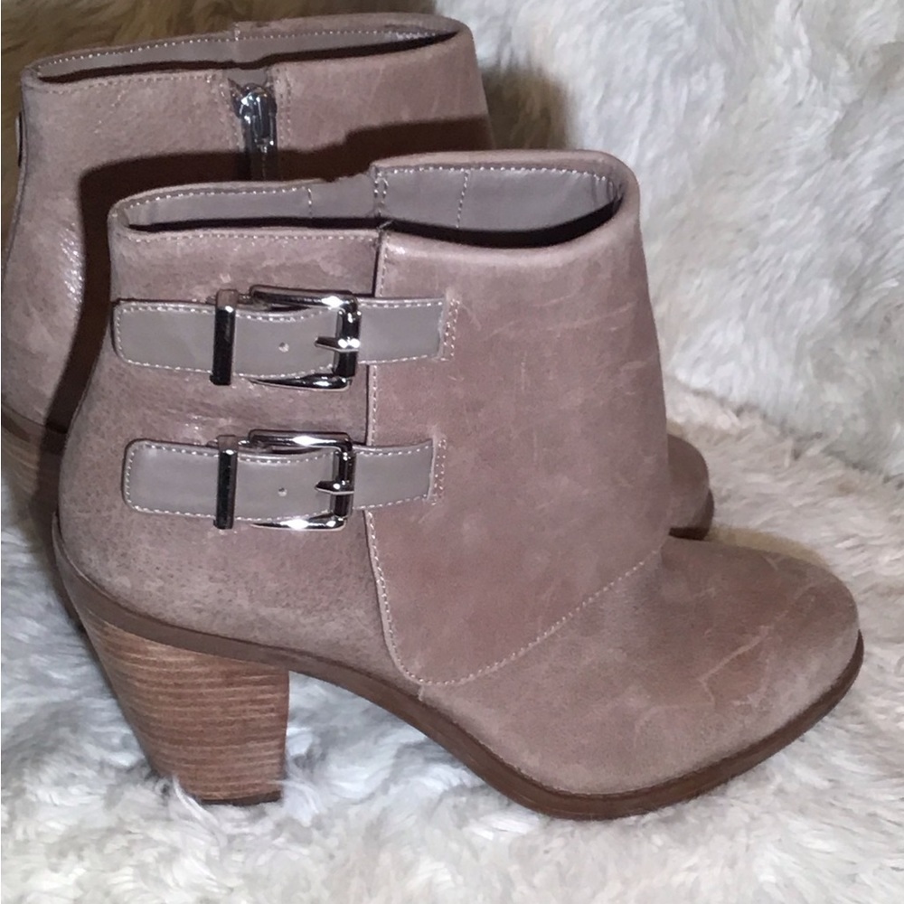 Jessica Simpson taupe bootie